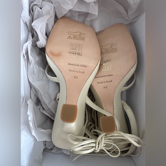 Heels - Picture 2 of 6